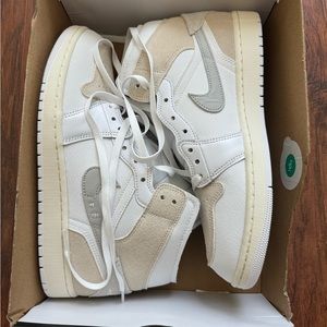 Air Jordan 1 Mid SE Craft men’s size 12